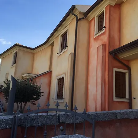 Apartment Romantic House Olbia